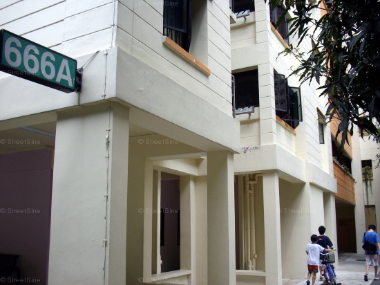 Blk 666A Jurong West Street 65 (Jurong West), HDB Executive #424352